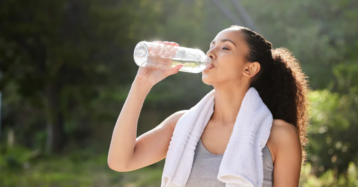Mindful Hydration: The Cellular Science of Water and Permanent Weight Loss