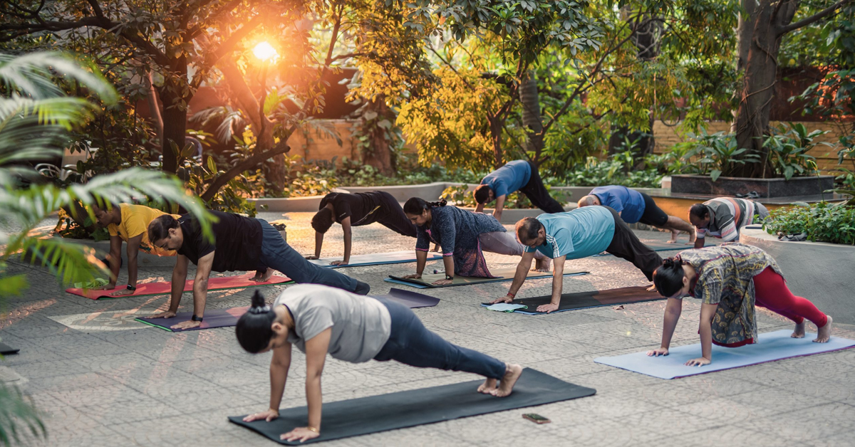 Dinacharya: Pairing Your Morning Yoga with Ayurvedic Rituals for Peak Vitality